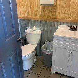 Citgo Gas Station - Surprisingly cute bathroom.   Clean and functional.  Smells nice.