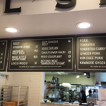 Dell's Kitchen and Bakery - Asian Fusion Near Me - Honolulu, Hawaii