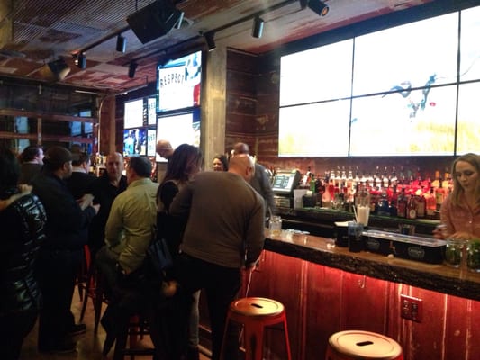 House of 'Que by null