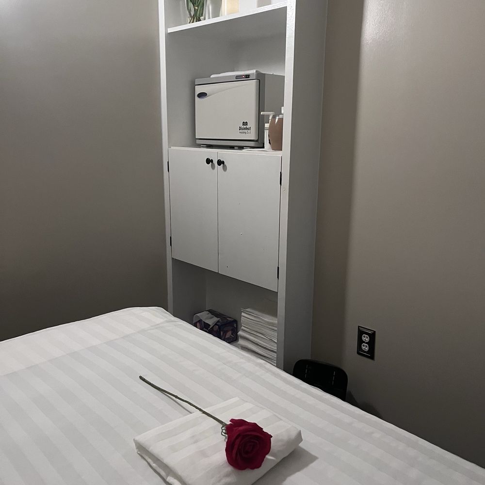 Massage Crystal - Different angle of room 12 - Massage Near Me - Crofton, Maryland