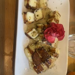 Cheese with honey and truffle Cheese with honey and truffle