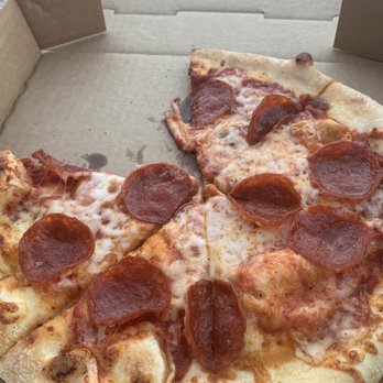 Fireside Pizza - Pepperoni pizza - Pizza Near Me - Cincinnati, Ohio Fireside Pizza - Pepperoni pizza - Pizza Near Me - Cincinnati, Ohio