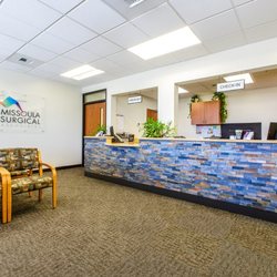 Missoula Surgical Associates - Spacious and welcoming entrance.