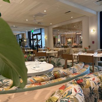 Honeybelle - Interior - Breakfast & Brunch Near Me - Palm Beach Gardens, Florida Honeybelle - Interior - Breakfast & Brunch Near Me - Palm Beach Gardens, Florida