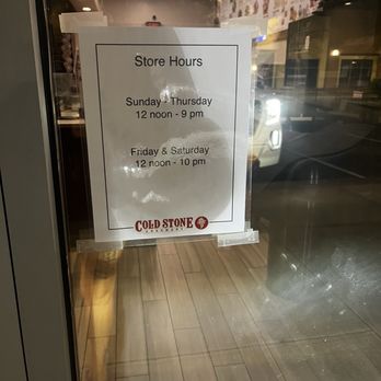 Cold Stone Creamery - Store hours posted, yet store was closed before 10 pm - Ice Cream & Frozen Yogurt Near Me - West Sacramento, California Cold Stone Creamery - Store hours posted, yet store was closed before 10 pm - Ice Cream & Frozen Yogurt Near Me - West Sacramento, California