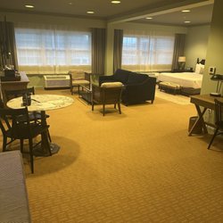 The Harbor Front Inn - Huge suite - two rooms into one