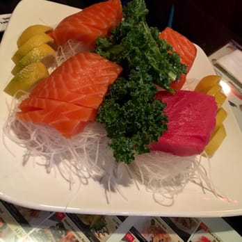 Fusion Sushi - Tuna and Salmon Sashimi - Sushi Bars Near Me - Hermosa Beach, California