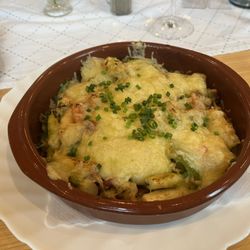 Landgasthof Hotel Krone - Mediterrane Spargelpfanne, mit Käse überbacken
