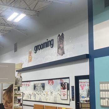 PetSmart - Grooming area located in the back on the left - Pet Stores Near Me - Virginia Beach, Virginia