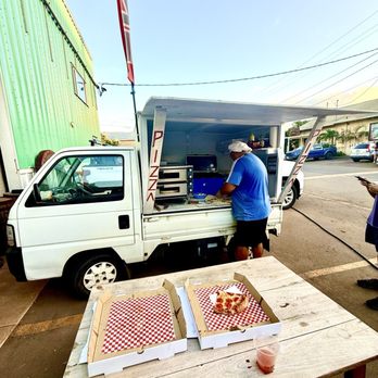Manna Pizza - Manna Pizza Truck - Food Trucks Near Me Manna Pizza - Manna Pizza Truck - Food Trucks Near Me