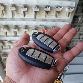 Sonic Locksmith - Key Fob, New Infiniti key fob - Keys & Locksmiths Near Me