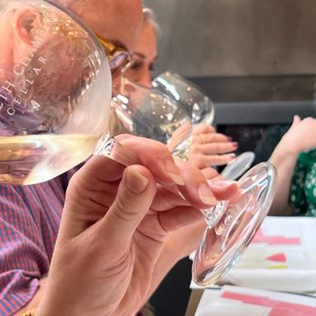 Sip, Savor, Explore Oregon - Wine Tasting 101 Class - Wine Tours Near Me Sip, Savor, Explore Oregon - Wine Tasting 101 Class - Wine Tours Near Me