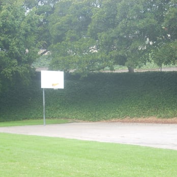 Blair Hills Park - Basketball court, Blair Hills Park, Culver City - Parks Near Me - Culver City, California Blair Hills Park - Basketball court, Blair Hills Park, Culver City - Parks Near Me - Culver City, California