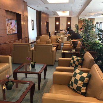 Emirates Airlines Lounge SFO - Lots of seating area - Airport Lounges Near Me - San Francisco, California Emirates Airlines Lounge SFO - Lots of seating area - Airport Lounges Near Me - San Francisco, California