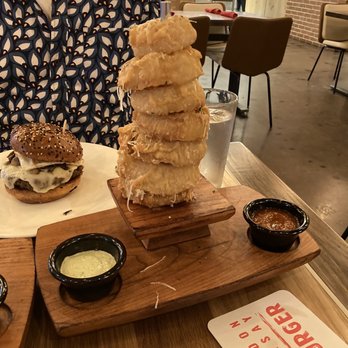 Gordon Ramsay Burger - Beer-Battered Onion Rings - Salad Near Me - Chicago, Illinois