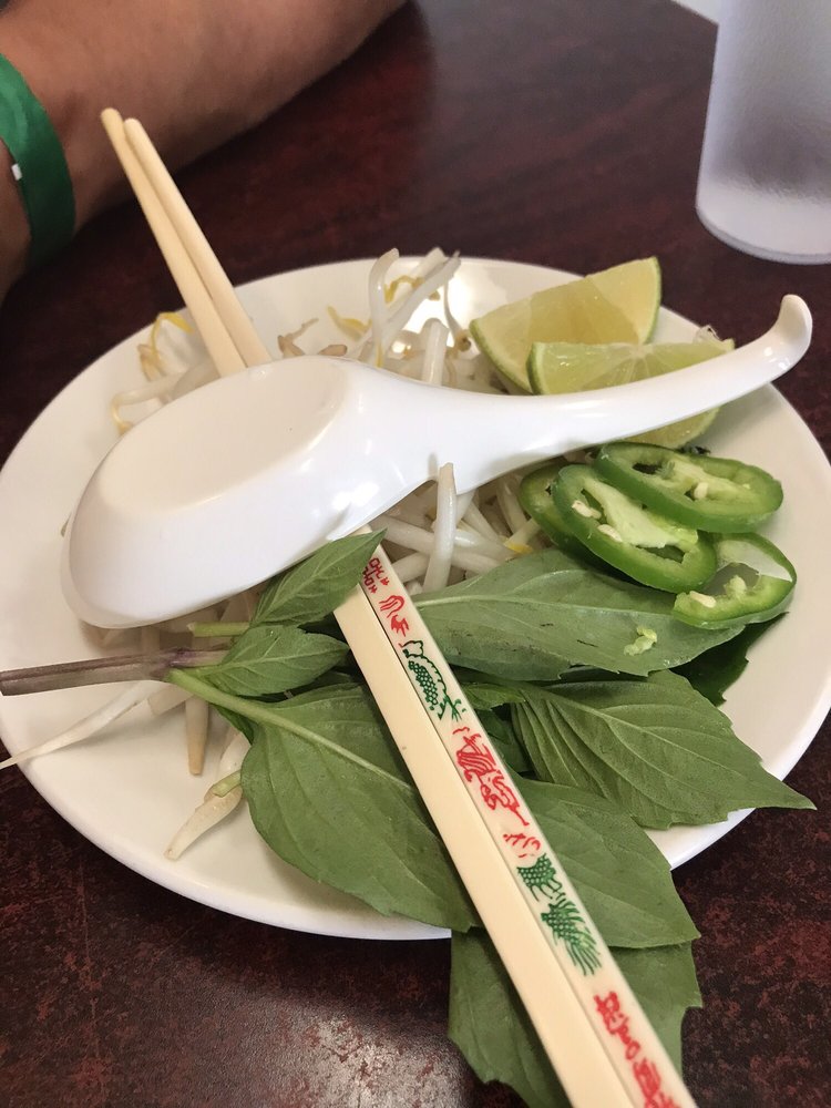 Plia S Kitchen 110 Photos 146 Reviews Thai 1300 S Webster Ave Green Bay Wi United States Restaurant Reviews Phone Number