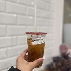 This drink the Passion Fruit Green Tea is in the top 10 best recommended drinks and I understand why