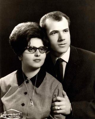 Ria's Restaurant & Lounge by null