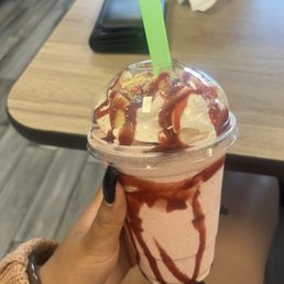 strawberry cheesecake milkshake