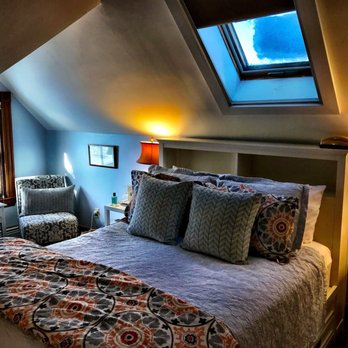 Lang House on Main Street - Hotels Near Me - Burlington, Vermont