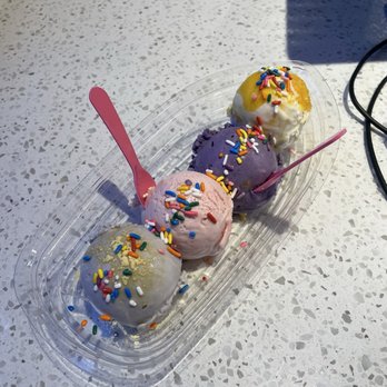 Melt Me Creamery - Flight (Honey Lavender + Pinkberry + Ube + Mango Sticky Rice) - Ice Cream & Frozen Yogurt Near Me - Berkeley, California Melt Me Creamery - Flight (Honey Lavender + Pinkberry + Ube + Mango Sticky Rice) - Ice Cream & Frozen Yogurt Near Me - Berkeley, California