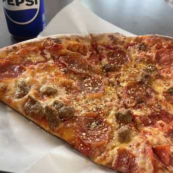 Boston's North End Pizza Bakery - Pizza Near Me - Aiea, Hawaii Boston's North End Pizza Bakery - Pizza Near Me - Aiea, Hawaii