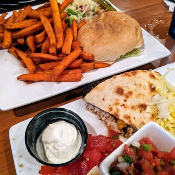 Hobo's Cafe - New American Near Me - Key Largo, Florida