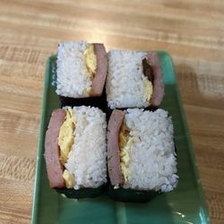 Spam musubi