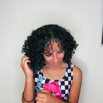 Curl Craft Studio - Hair Salons Near Me - Mulberry, Florida