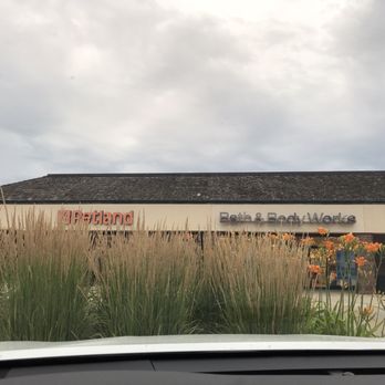 Bath & Body Works - Cosmetics & Beauty Supply Near Me - Crystal Lake, Illinois Bath & Body Works - Cosmetics & Beauty Supply Near Me - Crystal Lake, Illinois