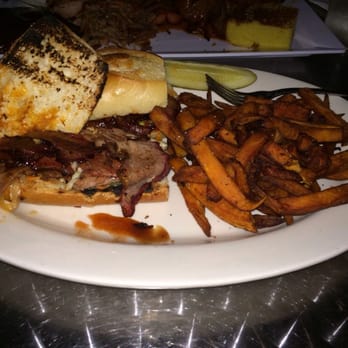 Big Daddy's - brisket sandwich - Cajun/Creole Near Me - Massapequa, New York