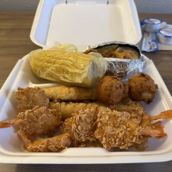 Captain D's - Seafood Near Me - Forsyth, Georgia