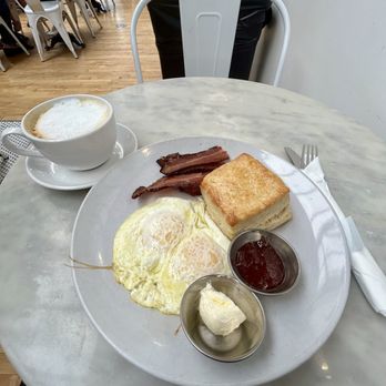 Towne & Oak - Classic Breakfast - Cafes Near Me - Winnetka, Illinois Towne & Oak - Classic Breakfast - Cafes Near Me - Winnetka, Illinois