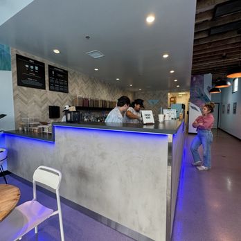 Blue Bowl Superfoods - Interior - Acai Bowls Near Me - Oceanside, California