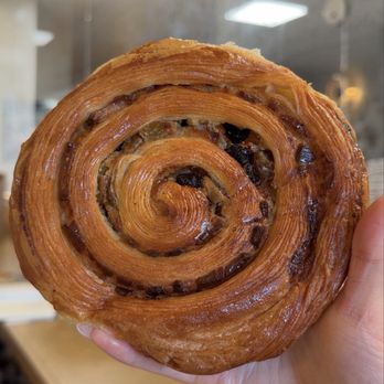 Guillotine Bakery - Raisin swirl - Bakeries Near Me - Chicago, Illinois
