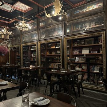 Tavern 157 - Ambiance - Lounges Near Me - Flushing, New York Tavern 157 - Ambiance - Lounges Near Me - Flushing, New York