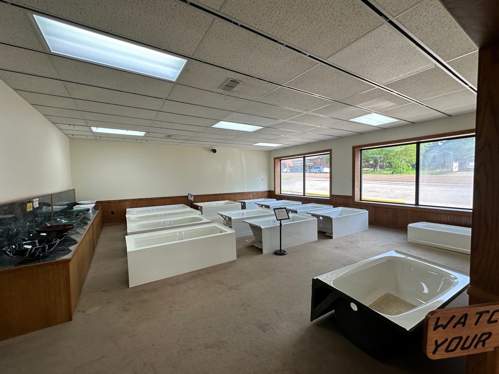 LUTER’S SUPPLY SHOWROOM Updated September 2024 13 Photos 104 S Adams St, Tylertown