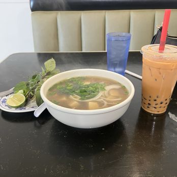 Sam Hut - Tofu Pho and Thai iced tea with boba - Chinese Near Me - Calimesa, California Sam Hut - Tofu Pho and Thai iced tea with boba - Chinese Near Me - Calimesa, California