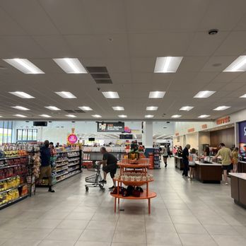 Wally's - Inside! - Gas Stations Near Me - Fenton, Missouri Wally's - Inside! - Gas Stations Near Me - Fenton, Missouri