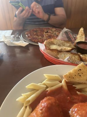 Emma's Pub & Pizza by null