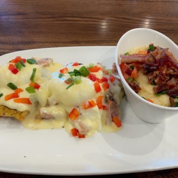 Another Broken Egg Cafe - City grits, St Germain mimosas, crab cakes. - Breakfast & Brunch Near Me - Jacksonville, Florida Another Broken Egg Cafe - City grits, St Germain mimosas, crab cakes. - Breakfast & Brunch Near Me - Jacksonville, Florida