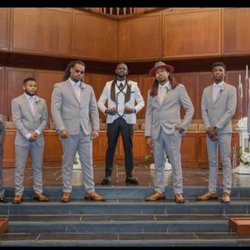 Suits "U" specializes in weddings. Group orders are welcome. Please contact 832-807-4376 for more information