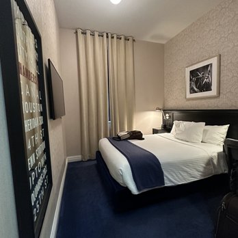 The Frederick Hotel - Hotels Near Me - New York, New York The Frederick Hotel - Hotels Near Me - New York, New York