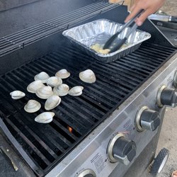 West Yarmouth Fish And Lobster - Littleneck Clams