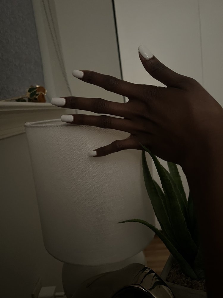 Sunflower Nails & Spa Logo