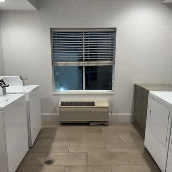 Hampton Inn Boston Bedford Burlington - View of the laundry room. There are two washers and dryers for your convenience. - Hotels Near Me - Billerica, Massachusetts Hampton Inn Boston Bedford Burlington - View of the laundry room. There are two washers and dryers for your convenience. - Hotels Near Me - Billerica, Massachusetts