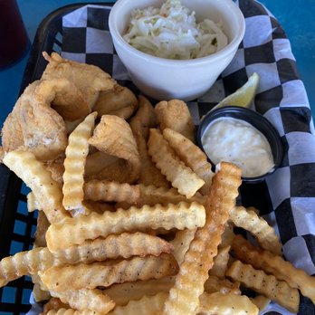 Puddle Jumpers - Mahi Bites Basket - New American Near Me - Tavares, Florida