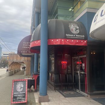 Salmon n' Bannock - Exterior - Canadian (New) Near Me - Vancouver, British Columbia
