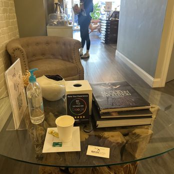 SKN Spa - After massage relaxing area with chocolate and tea! - Skin Care Near Me - New York, New York SKN Spa - After massage relaxing area with chocolate and tea! - Skin Care Near Me - New York, New York