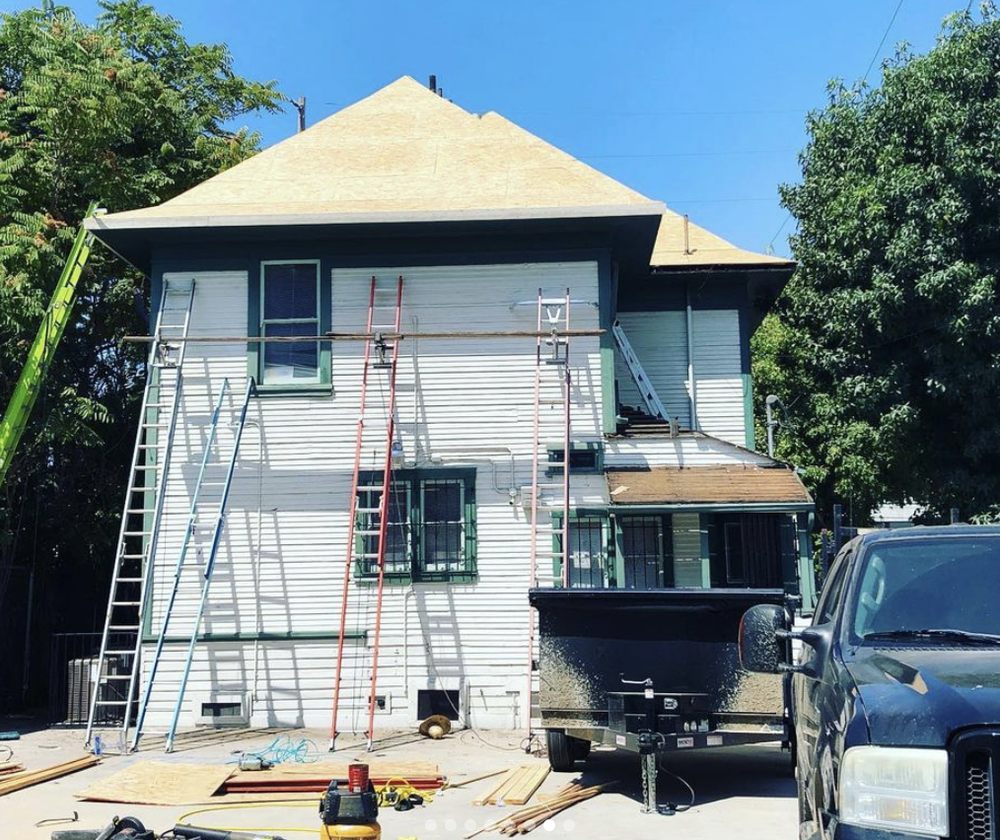 Slide of Bazan Roofing